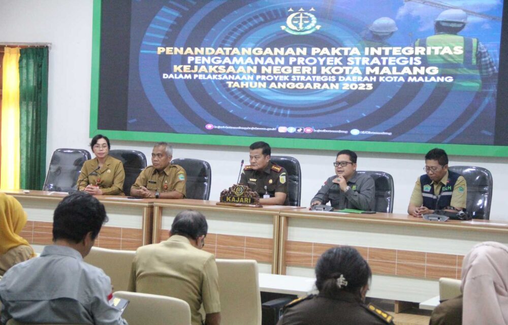 Kegiatan Penandatanganan Fakta Integritas Pengamanan Pembangunan Strategis Kejaksaan Negeri Kota Malang