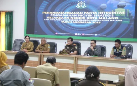 Kegiatan Penandatanganan Fakta Integritas Pengamanan Pembangunan Strategis Kejaksaan Negeri Kota Malang