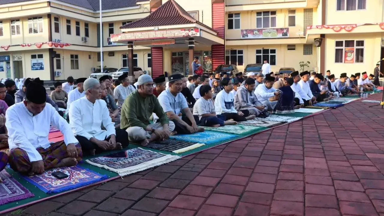 Polres Lebak Gelar Sholat Ied dan Pemotongan Hewan Qurban di Mapolres Lebak