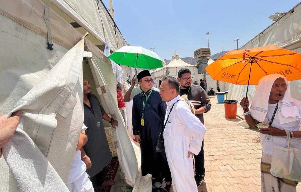 Anggota Komisi Vlll Memantau Tenda Jemaah Haji Indonesia