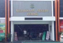 Oknum Kades