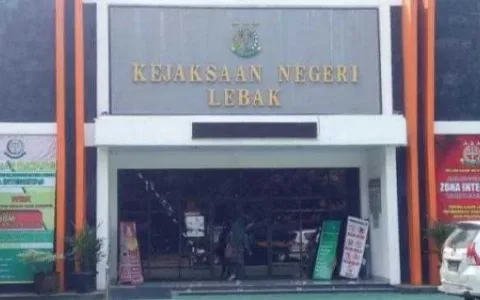 Oknum Kades