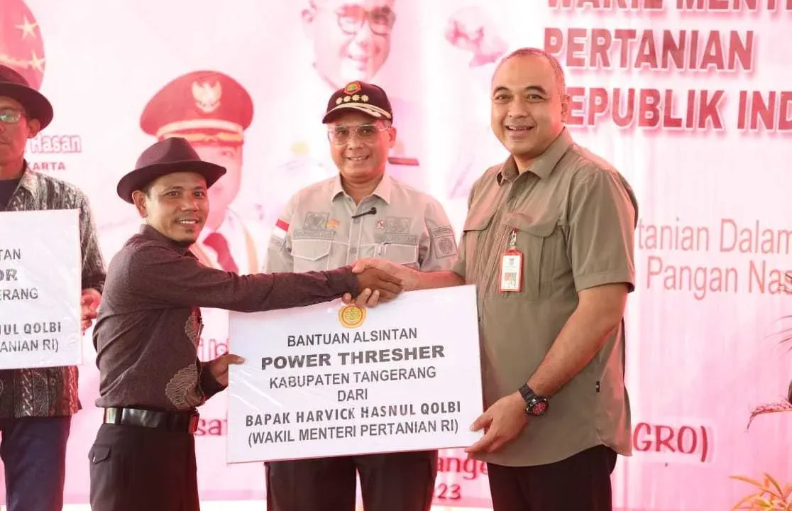 Bupati Zaki Dampingi Wamentan RI Kunjungi PUSKAGRO dan PT. TUM