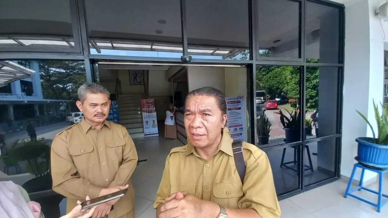 PJ Gubernur Banten Al Muktabar Pantau PPDB 2023/2024 dan Pastikan Tidak Ada Kendala