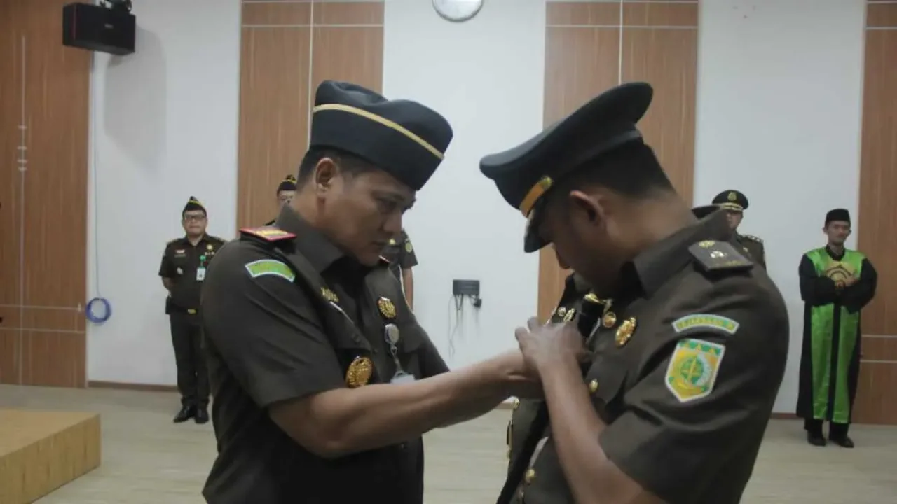 Kajari Malang Edy Winarko Pimpin Sertijab dan Pisah Sambut Eselon IV