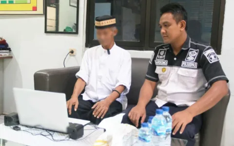 Cinta Ayah Sepanjang Masa, Warga Binaan Lapas Cirebon Jadi Wali Nikah Secara Virtual