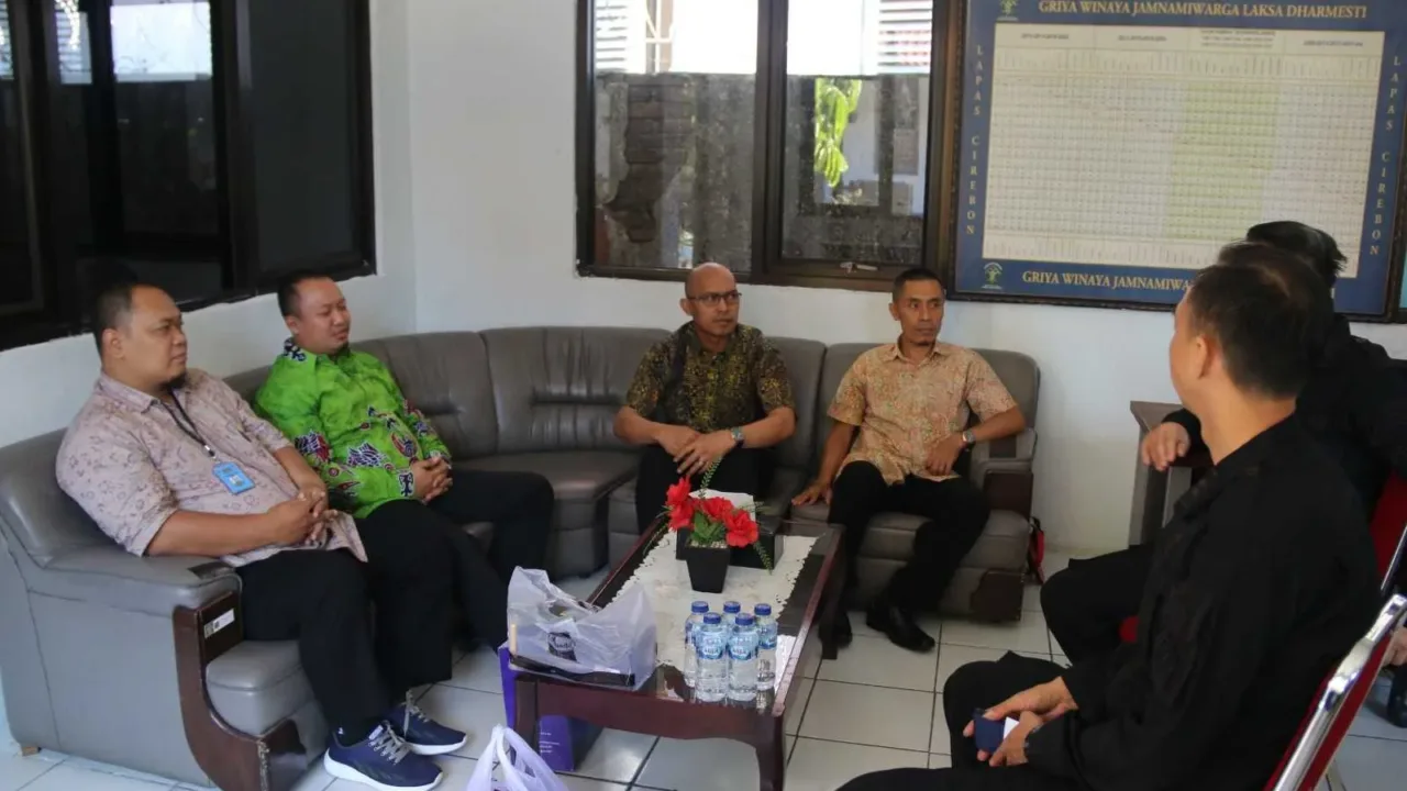 Kedubes Malaysia Tinjau Warga Binaan Malaysia di Lapas Cirebon