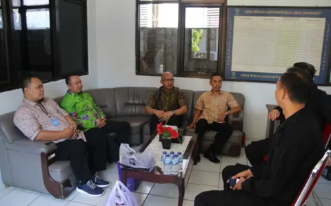 Kedubes Malaysia Tinjau Warga Binaan Malaysia di Lapas Cirebon