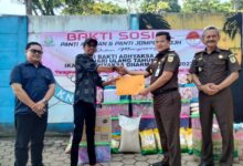Kejari Kota Malang Lakukan Bakti Sosial