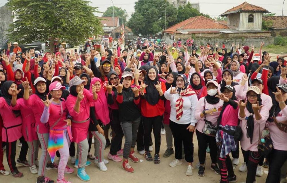 Ajak Hidup Sehat, Teh Sarifah Ajak Warga Kota Serang Senam Bersama