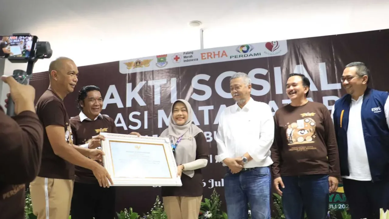 Sambut Hari Bhakti Adhyaksa ke 63, Persaja Adakan Operasi Katarak di RSUD Balaraja Tangerang