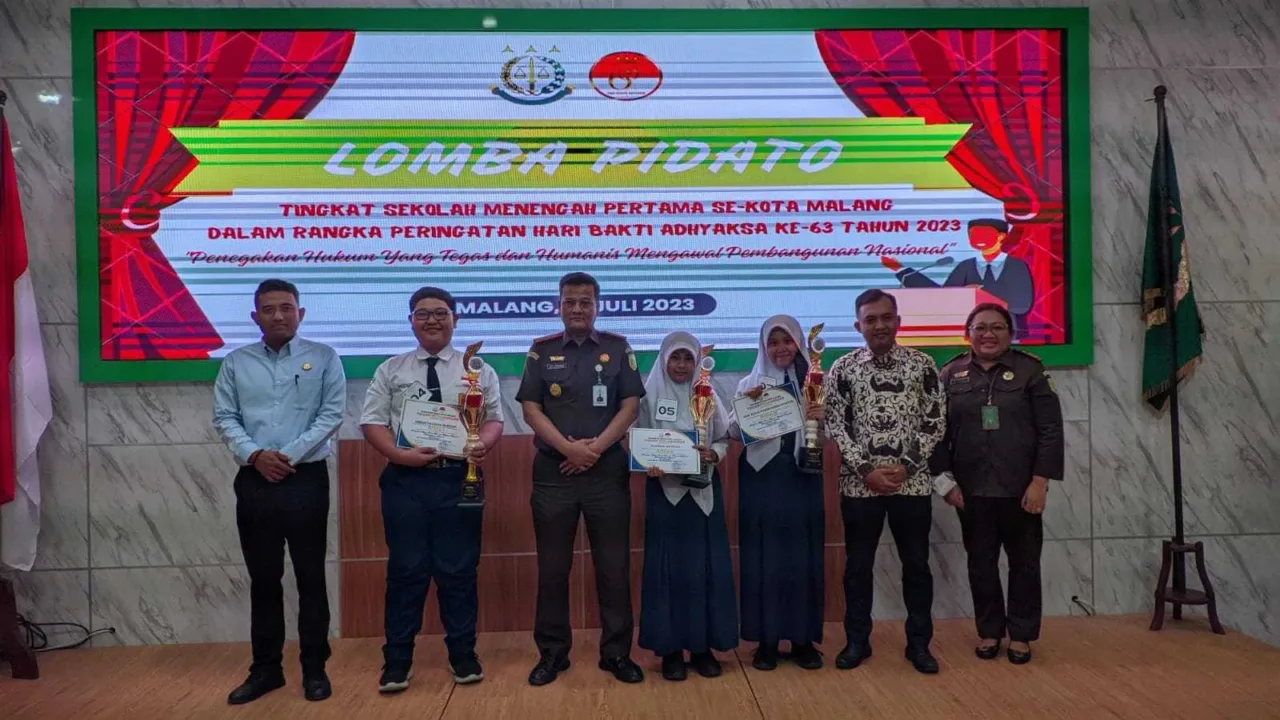 Sambut Hari Bhakti Adhyaka 63, Kejari Kota Malang Gelar Pelombaan Pidato SMA