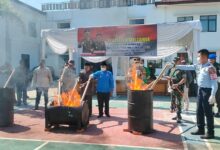 Bupati Dan Kejari Bakar-Bakaran, Kejaksaan Negeri Cianjur Lakukan Pemusnahan Barang Bukti Tindak Pidana