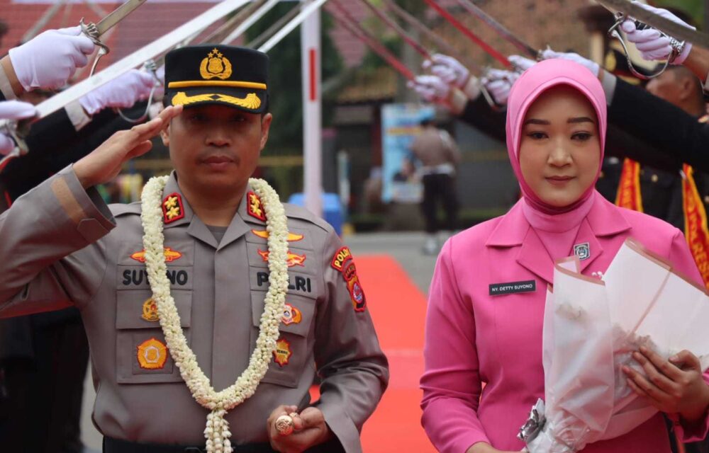 Polres Lebak Gelar Apel Satuan Dan Farawell Parade Kapolres Lebak