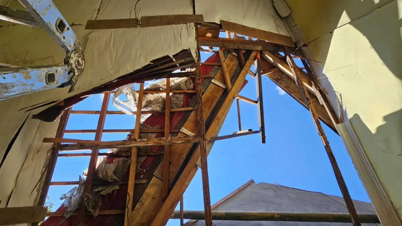 Istimewa, Solmet Peduli Rumah Anggota Ambruk