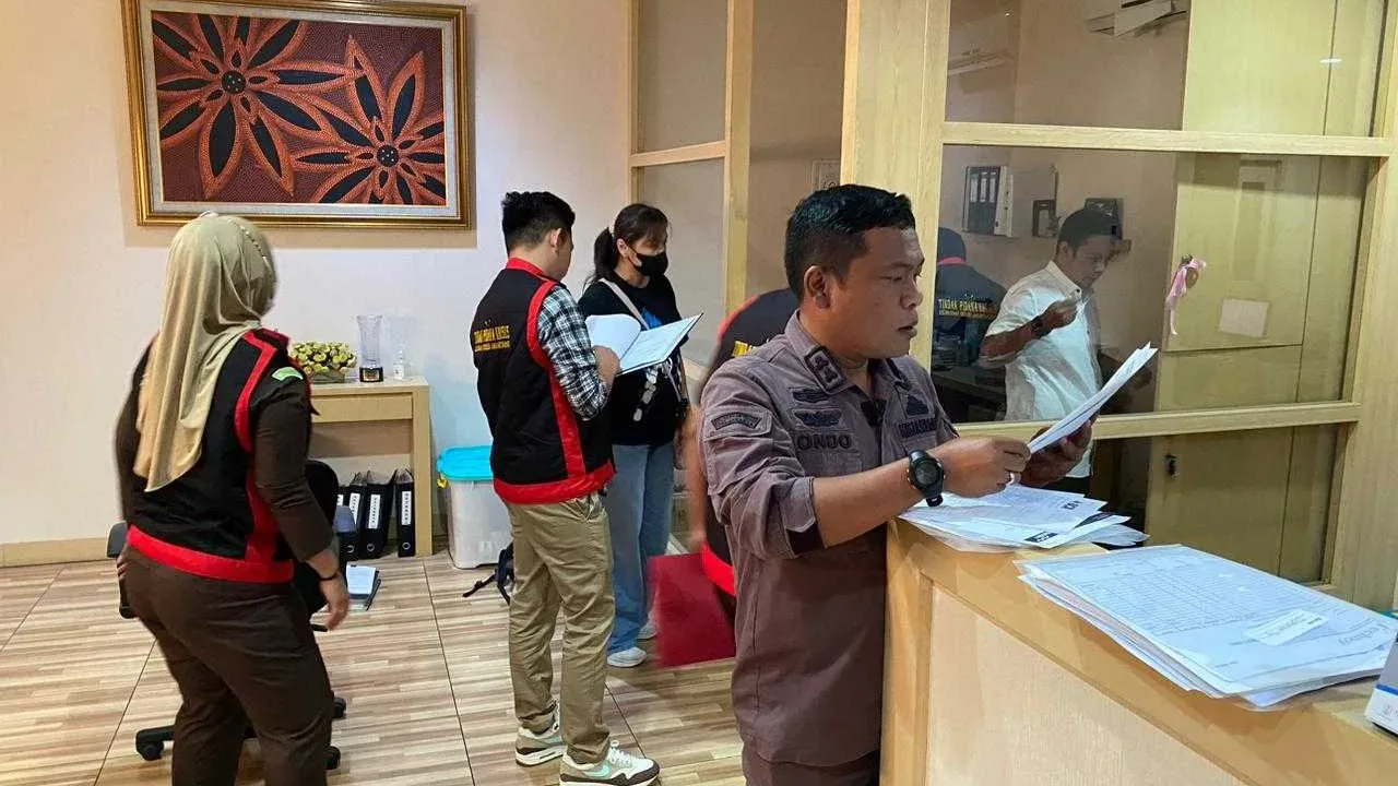 Kejari Jakbar Geledah Dua Perusahaan Kerja Bareng Telkom