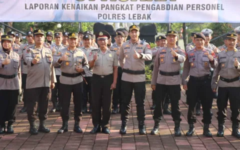 Kapolres Lebak Pimpin Upacara Laporan Kenaikan Pangkat Pengabdian Personil Polres Lebak