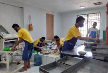 Istimewa, Warga Binaan Lapas Bekasi Produksi Roti Lezat