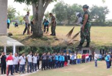 Kalapas Cirebon Dan Upt Se-Ciayumajakuning Bersihkan Taman Makam Pahlawan Kesenden
