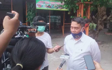 Plt Walikota Bekasi Disebut Offside