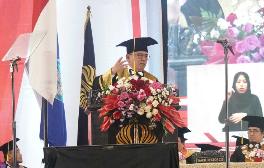 Mantul, Sekjen Kemenkumham Terima Gelar Doktor Honoris Causa Dari Unesa