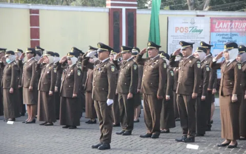 Kejaksaan Negeri Kota Malang Laksanakan Upacara HUT ke – 78 RI Tahun 2023