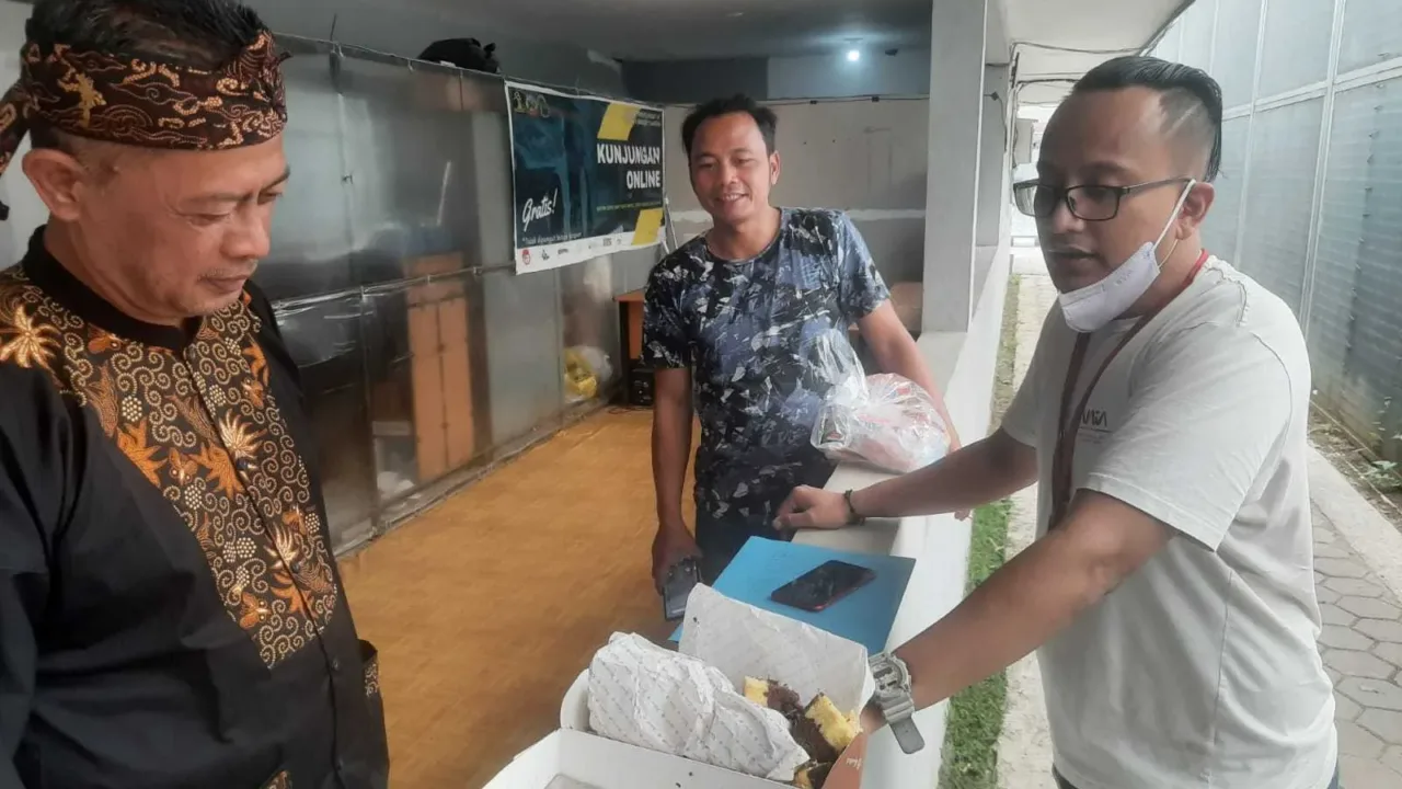 Sikat, Brownis Berisi 9 Paket Narkoba Ditangkap Petugas Lapas Banceuy
