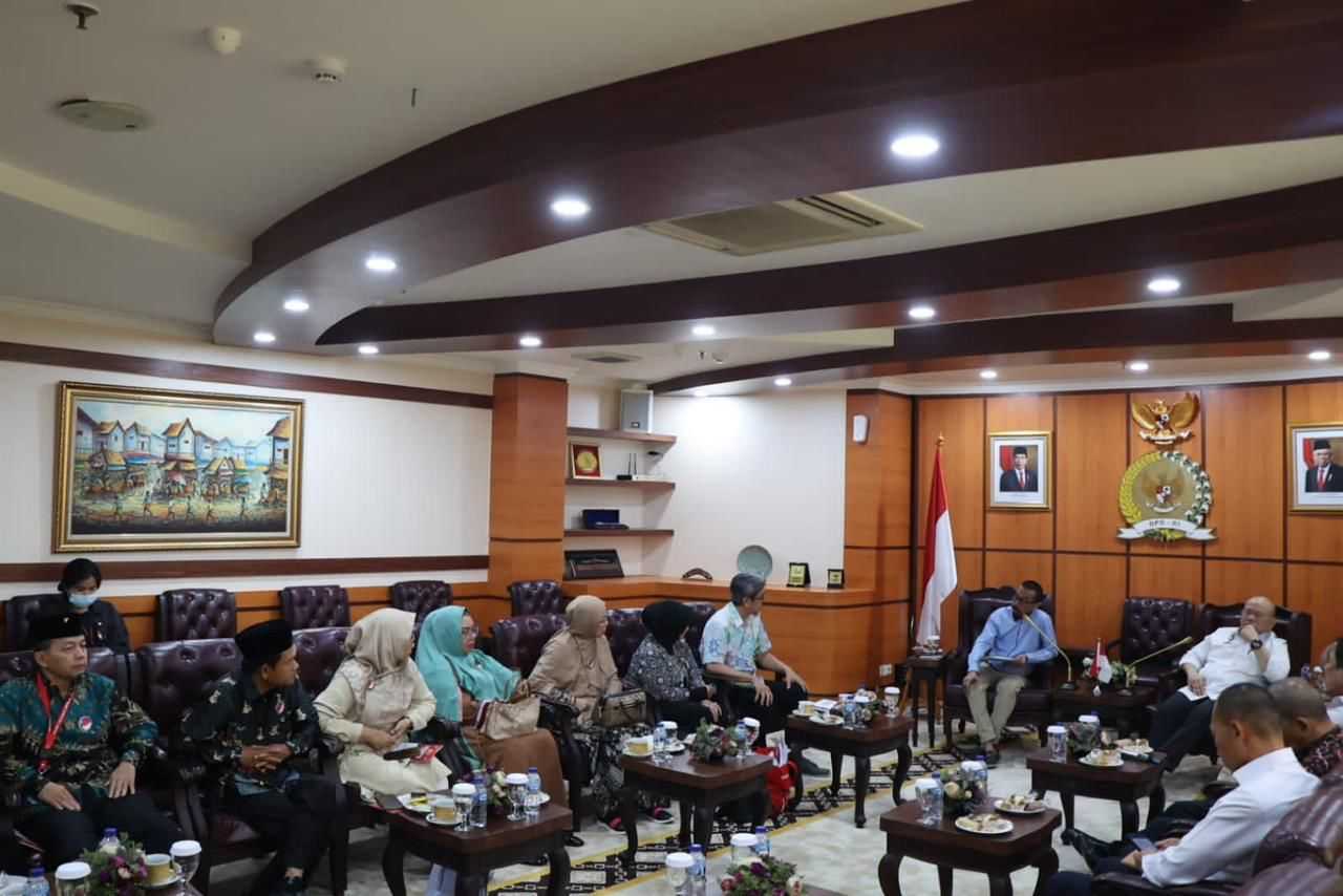 Forum Tanah Air Temui Ketua Dpd Ri, Serahkan 11 Manifesto Politik