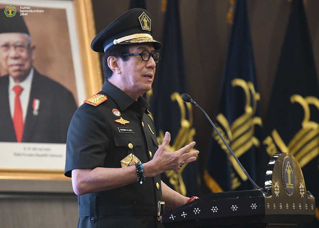 Menkumham Yassona Laksanakan Upacara Pelantikan Kadivmin Kemenkumham Jabar