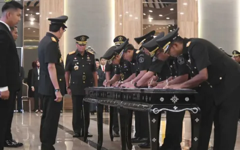 Menkumham Yassona Laksanakan Upacara Pelantikan Kadivmin Kemenkumham Jabar