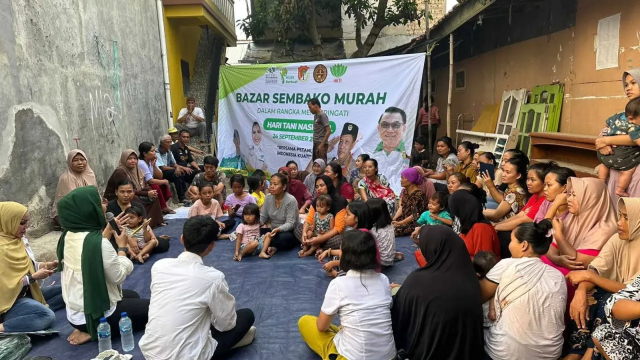 Jelang Hari Tani, Camellia Panduwinata Gelar Bazar Murah Bersama HKTI