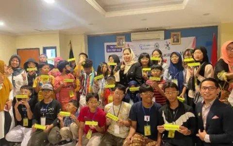 Camellia Panduwinata Peduli Kesehatan Bagikana Sejuta Kacamata