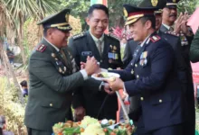 HUT TNI ke-78, Kapolres Lebak Berikan Kejutan dan Ucapan ke Jajaran TNI