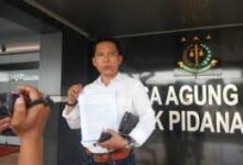 Gawat, Ketua Pn Parigi Jadi Sorotan Berbisnis Merk