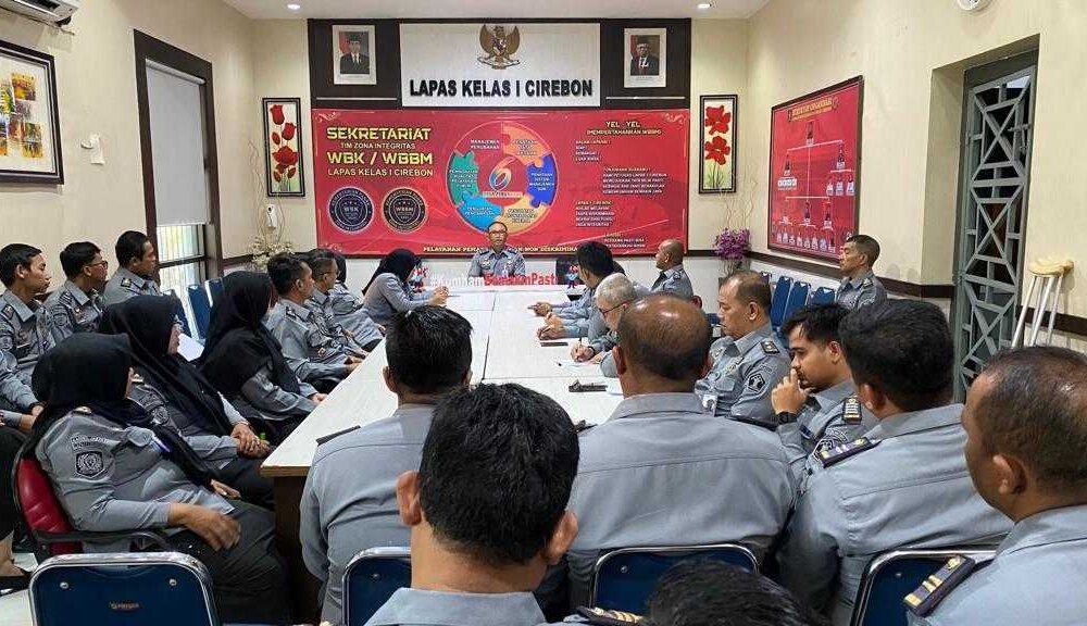 Kalapas Cirebon Yan Rusmanto Berikan Arahan Perdana Kepada Seluruh Jajaran Dan Staff