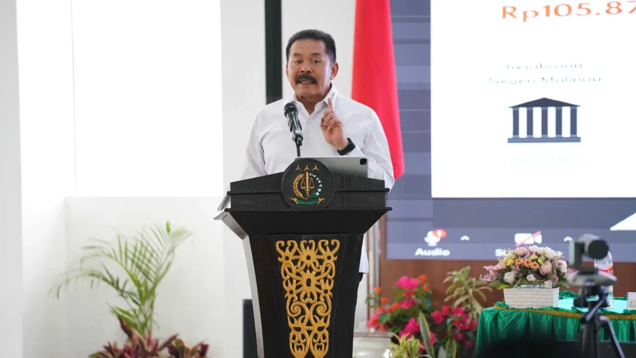 Usai Diobrak Abrik, Kejagung Bidik Eks Kemendag dan Swasta