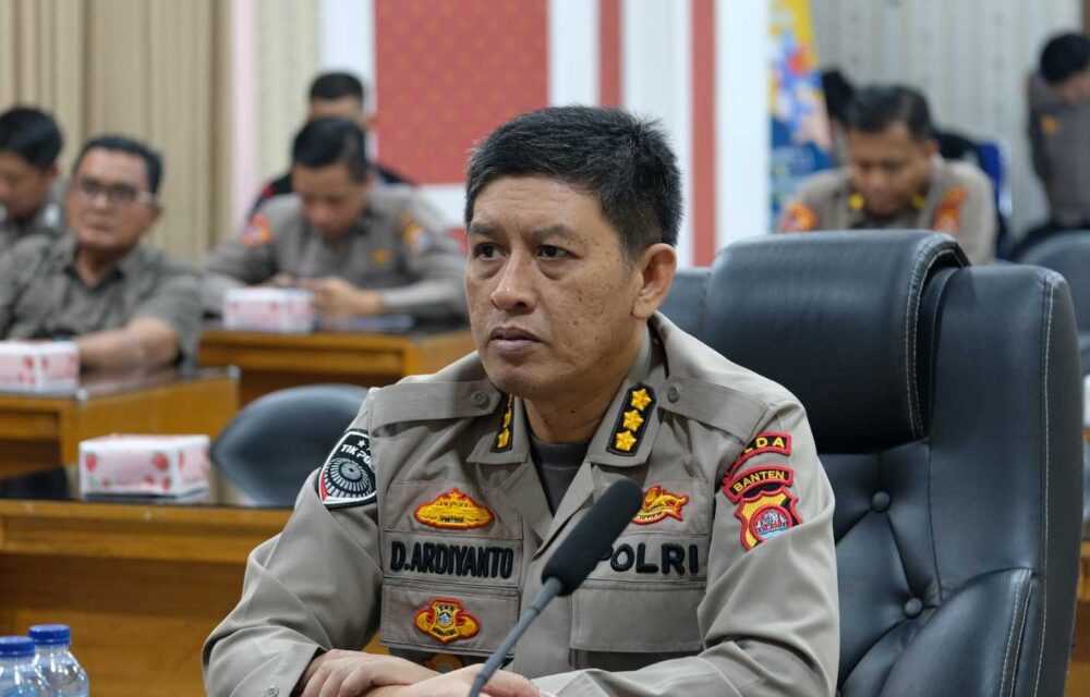 Polda Banten Ikuti Zoom Meeting Rapat Persiapan Pengambilan Data Dan Survei Program Quick Wins Presisi Triwulan Iii Tahun 2023