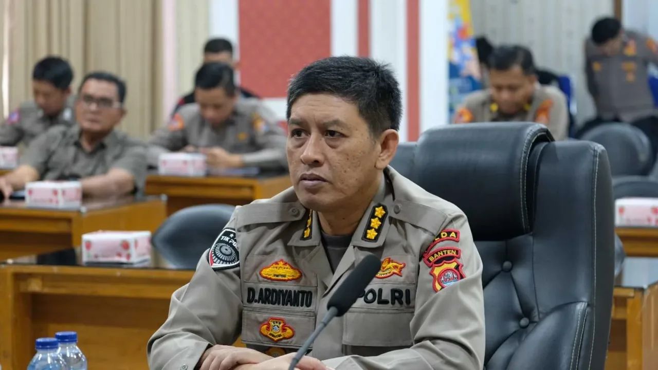 Polda Banten Ikuti Zoom Meeting Rapat Persiapan Pengambilan Data dan Survei Program Quick Wins Presisi Triwulan III Tahun…