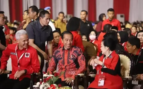 Cerdas, Ganjar Pranowo Gandeng Mahfud MD jadi Cawapresnya, Simak Selengkapnya