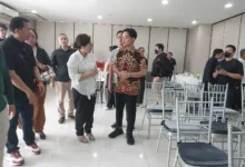 Roy Maningkas Meninggal Dunia, Gibran dan Erick Thohir Datangi Rumah Duka