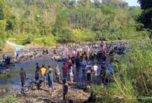 Tidak Mendapatkan Perhatian Pemerintah, Ratusan Warga Cianjur Gotong Royong Bangun Jalan dan Jembatan