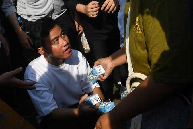 Amran Sulaiman Akan Impor 3 Juta Ton Susu Untuk Program Makan Gratis