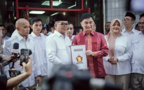 Prabowo Subianto Jagokan Andra Soni-Dimyati di Banten, Terima Formulir B-1 KWK