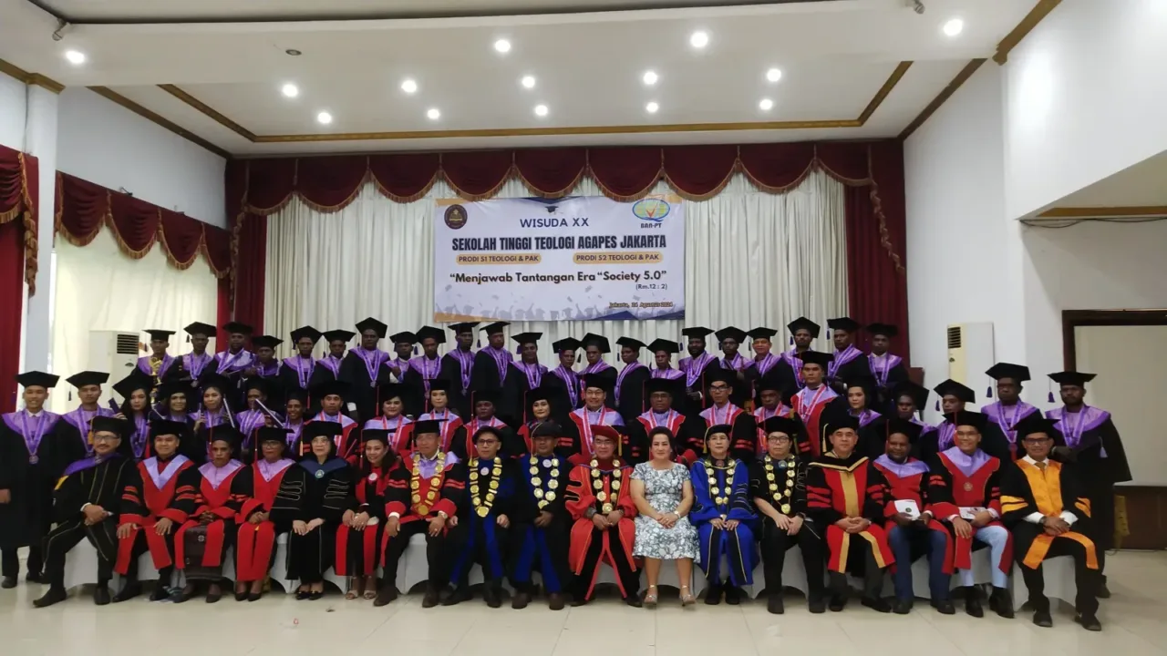 STT Agapes Jakarta kelas Nabire Gelar Wisuda ke-XX di Jakarta