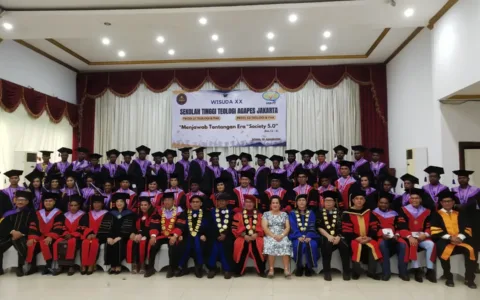 STT Agapes Jakarta kelas Nabire Gelar Wisuda ke-XX di Jakarta
