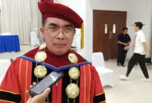 Stt Agapes Jakarta Apresiasi Ketua Agapes Kelas Nabire Yusak Ernest Tebai