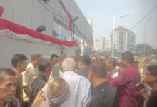 Arogan...! Yayasan Trisakti Versi Nadiem Makarim Kerahkan Satpam Bubarkan Wartawan Saat Liputan