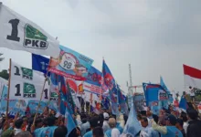 Bareng Ribuan Massa Pendukung Andra - Dimyati, Relawan Jokowi Prabowo Konvoi Kawal Daftar Ke Kpu