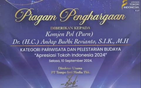 Pj Gubernur Sulawesi Utara Andap Budhi Revianto raih penghargaan