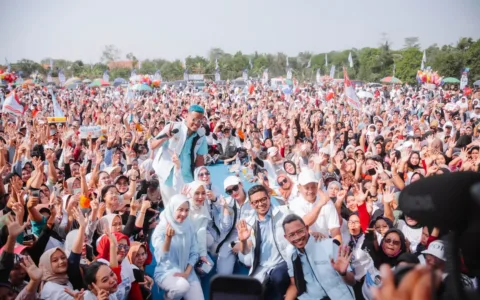 Nagita Slavina Ajak Warga Serang Mendukung Penuh Andra Soni di Pilgub Banten